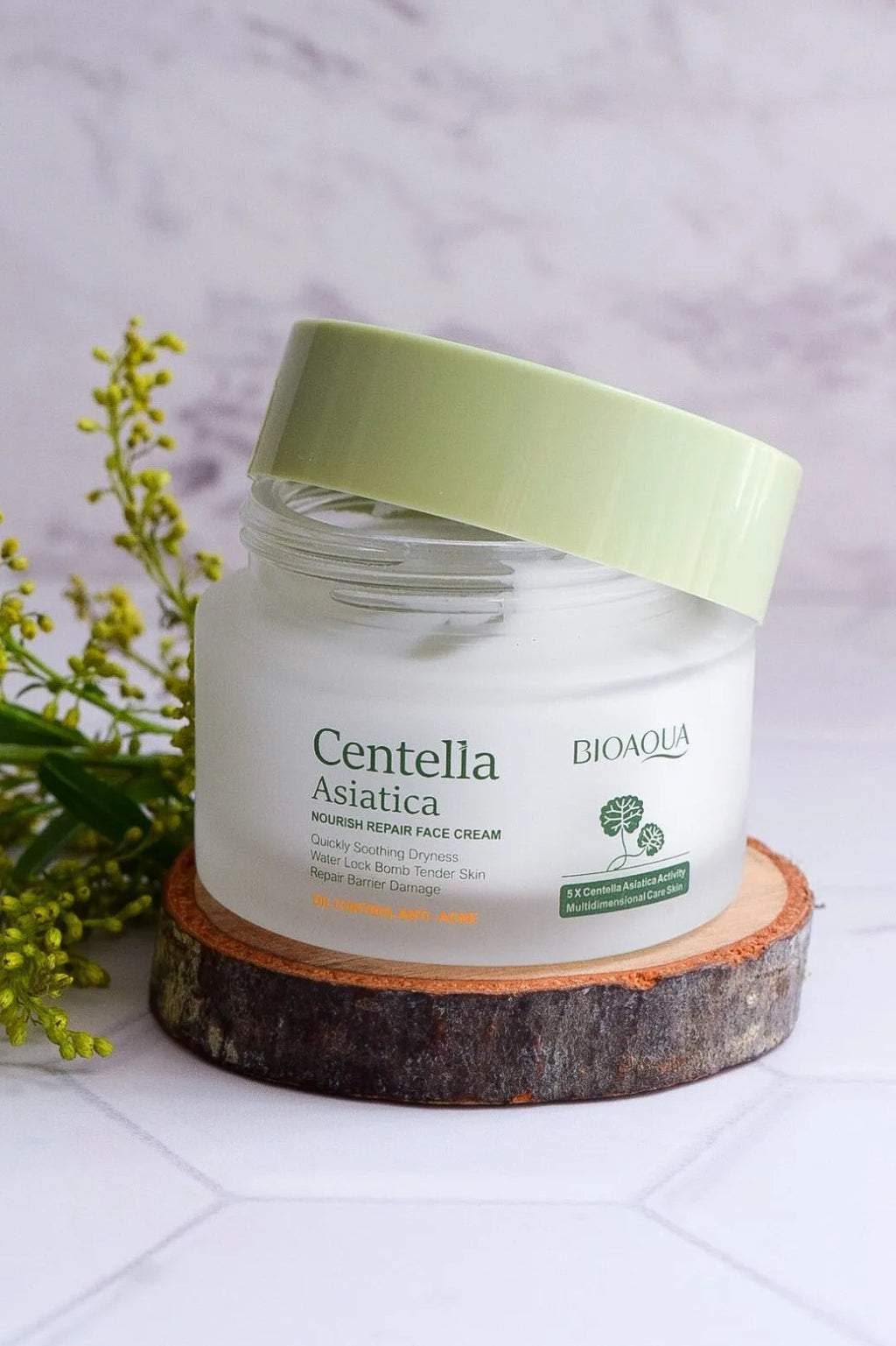 Crema Facial de Centella Asiática