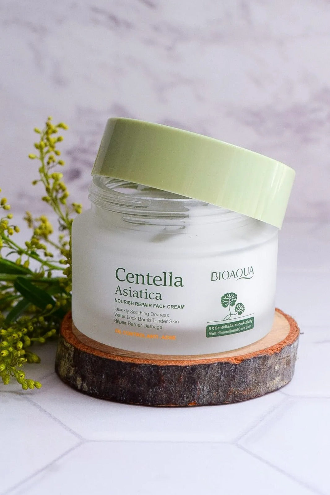 Crema Facial de Centella Asiática